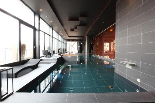 Hotel & Spa Savarin - Rijswijk, The Hague - About Your Stay