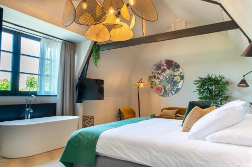 Hotel Van Der Meer - About Your Stay