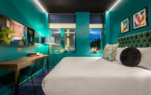 Hux Hotel, Kensington - Hotel Overview and Location