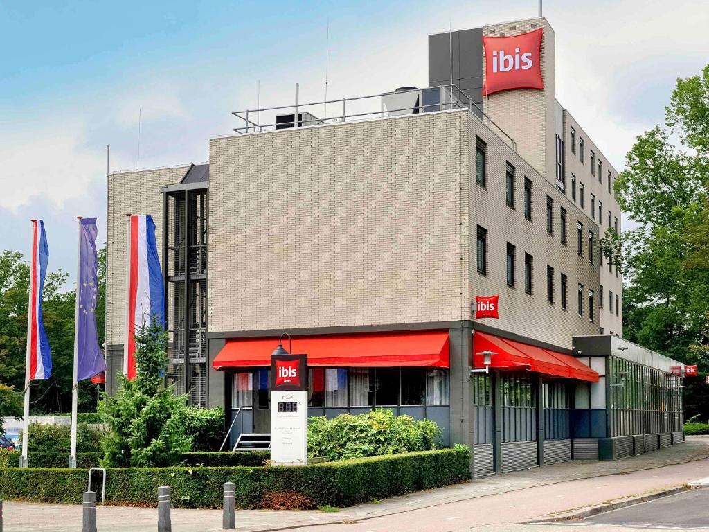Ibis Utrecht - About Your Stay