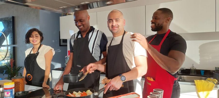 Immersive Market Tour and Hands-On Mexican Cooking Class