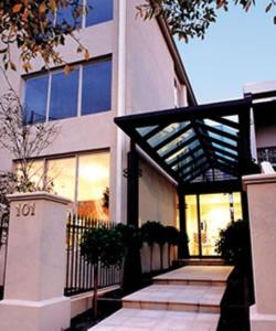Knightsbridge Apartments - Key Points