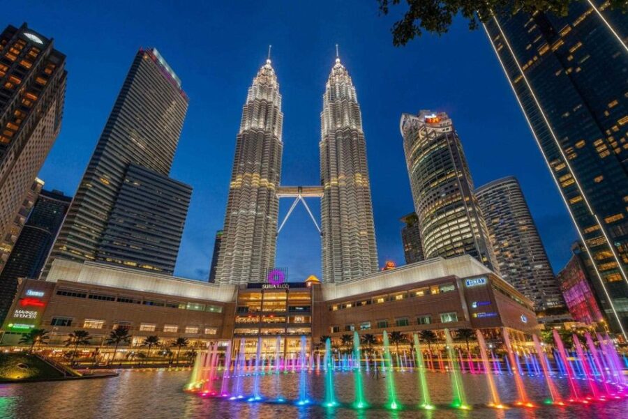Kuala Lumpur: Sightseeing, Markets, and Food Night Tour