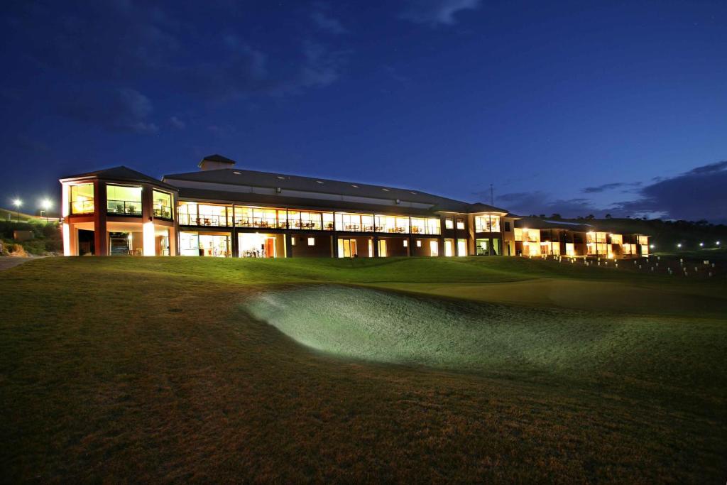 Lady Bay Hotel Review