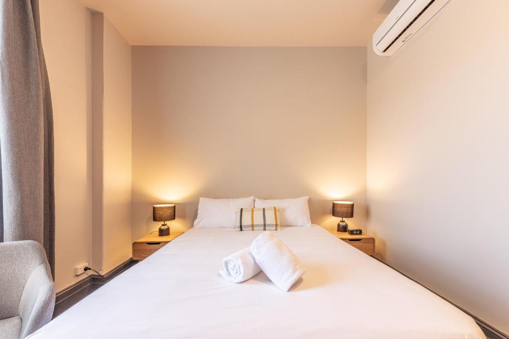 Lakemba Hotel Review