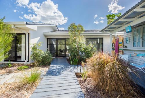 Lamour Holiday Beach House - Key Points