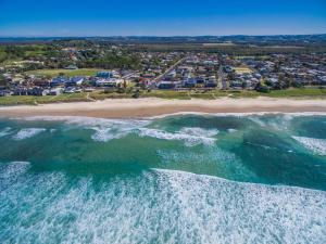 Lennox Holiday Apartments - About Your Stay