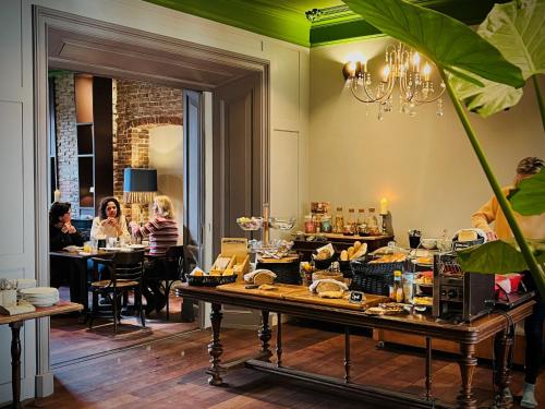 Loods Hotel Vlieland - About Your Stay