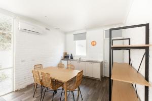 Lorne Hotel - Key Points