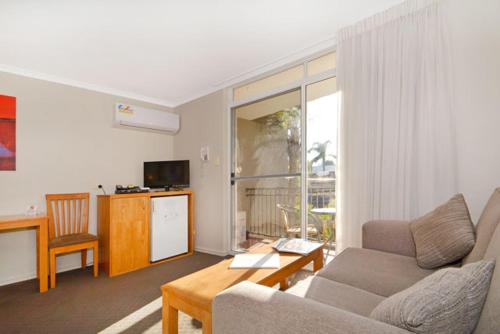 Mandurah Motel and Apartments - About Your Stay