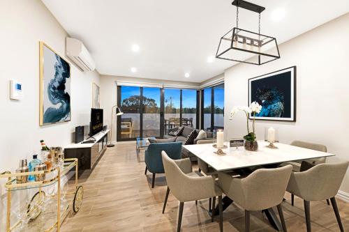 Manhattan Apartments - Glen Iris - Key Points