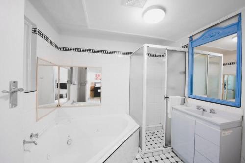 Manly Waves Studios & Apartments - About Your Stay
