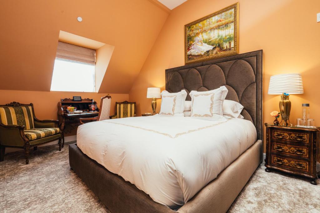 Mansion on Sutter - About Your Stay