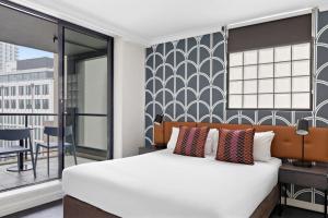 Mantra Sydney Central - About Your Stay