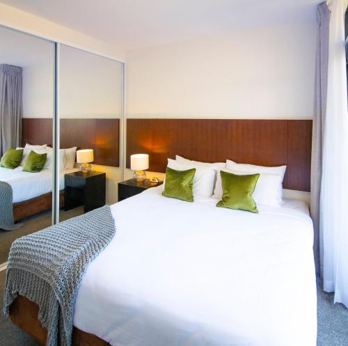 Mantra Wollongong - About Your Stay