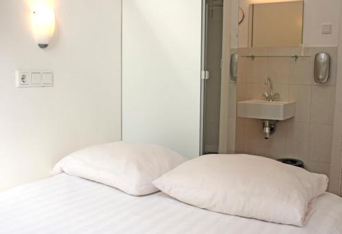 MAX Hotel Amsterdam - About Your Stay