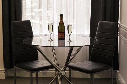 Melbourne Kew Central Apartments Official - Key Points