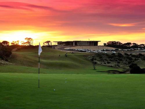 Mercure Portsea & Portsea Golf Club - Key Points