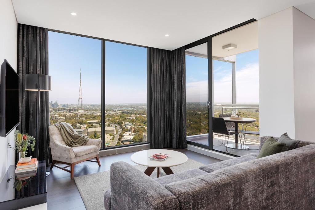 Meriton Suites Chatswood - Key Points