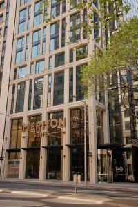 Meriton Suites Melbourne - Key Points
