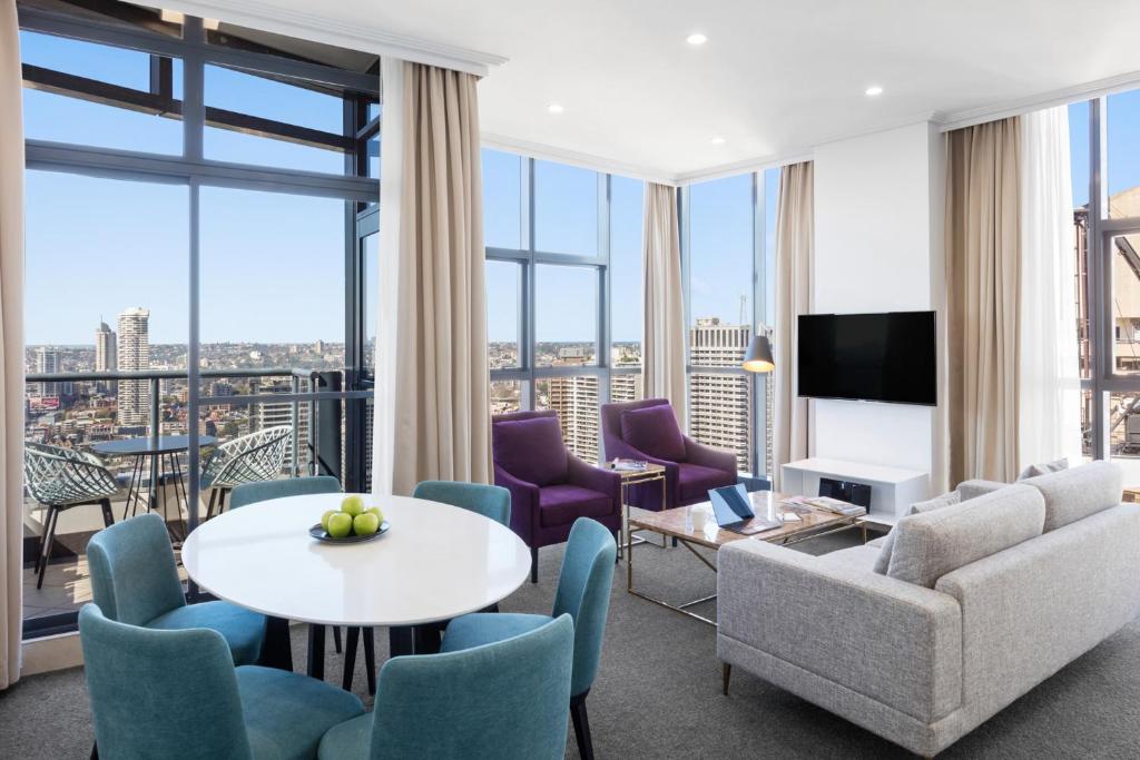 Meriton Suites Pitt Street, Sydney Review