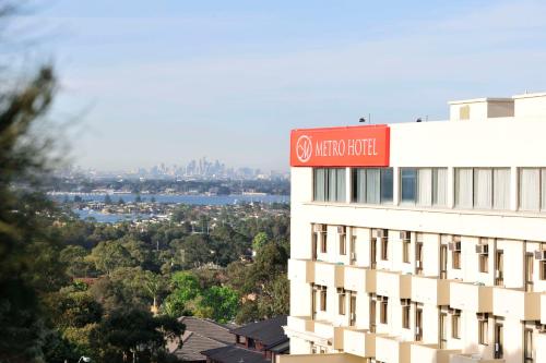 Metro Hotel Miranda - About Your Stay