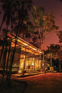 Mitchell Falls Wilderness Lodge - About Your Stay