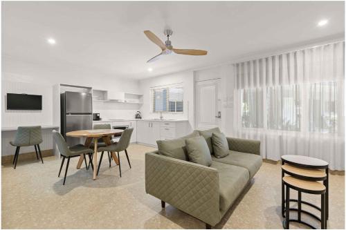 Moonlight Bay Suites - About Your Stay