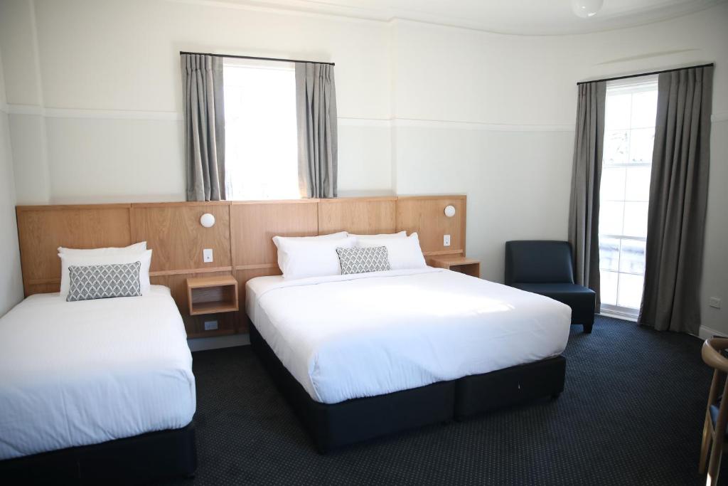 Mortdale Hotel Review