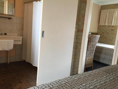 Mount Barker Valley Views Motel & Chalets, Western Australia - About Your Stay