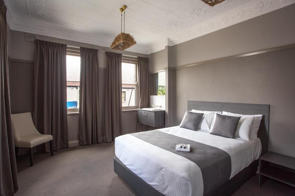 Nags Head Hotel Review