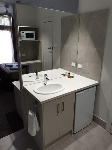 Naracoorte Hotel Motel - Key Points