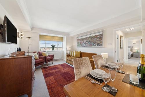 Nell Gwynn Chelsea Accommodation - Key Points