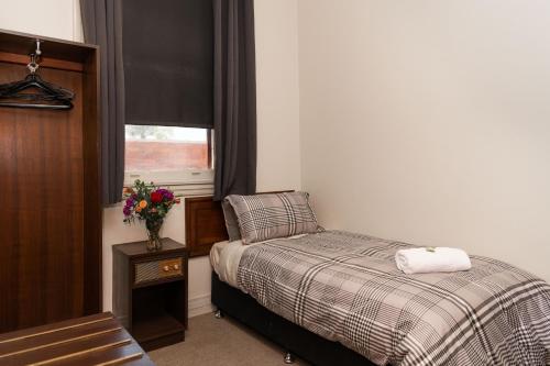 New Crown Hotel Motel - About Your Stay