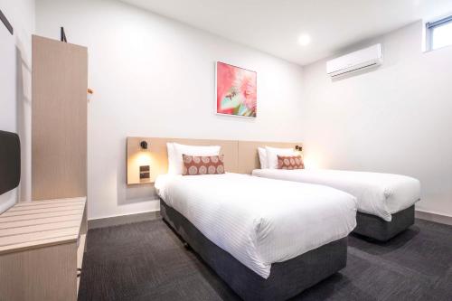 Nightcap at Ferntree Gully Hotel Motel - Key Points