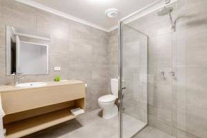 Nightcap at Findon Hotel - About Your Stay