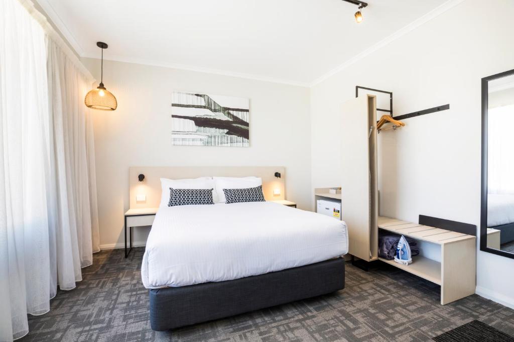 Nightcap at Finsbury Hotel Review