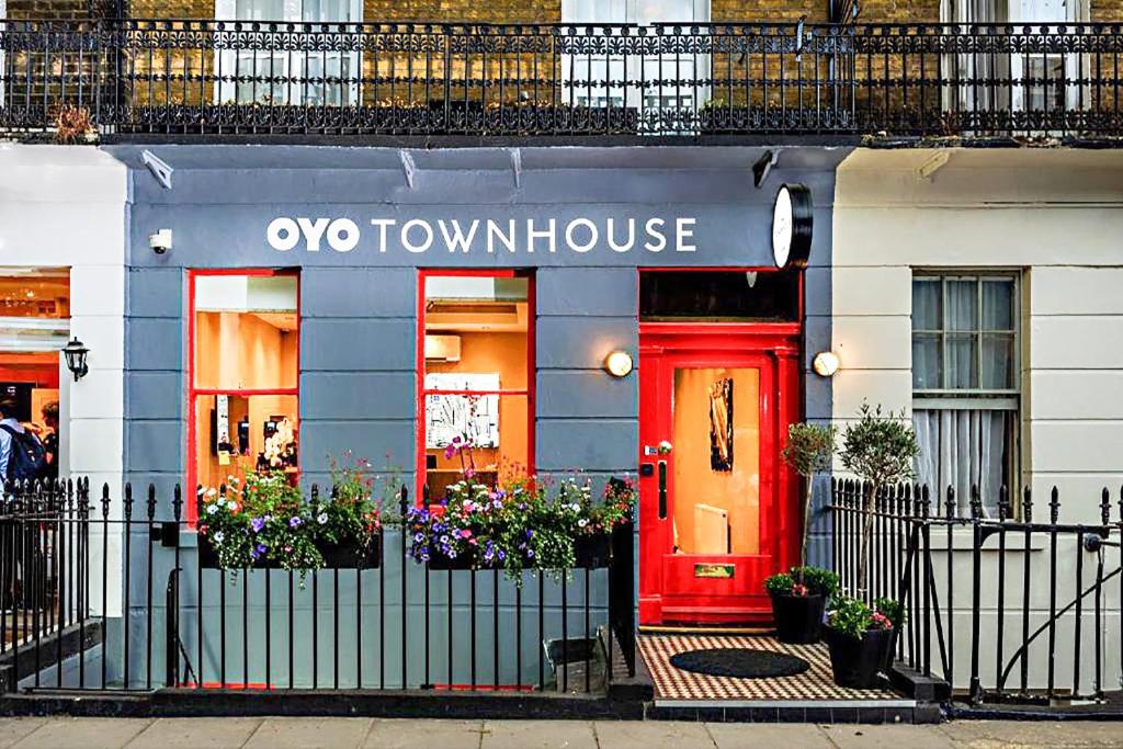 OYO Townhouse 30 Sussex Hotel, London Paddington Review
