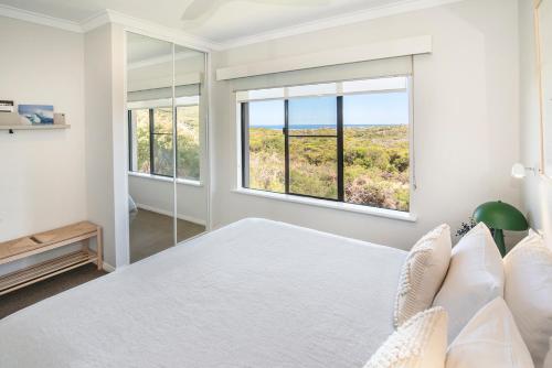 Panorama at Margarets Beach - About Your Stay