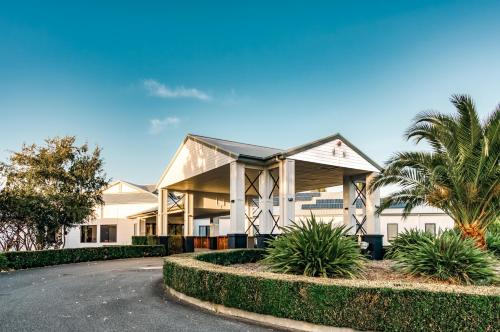 Panorama Hotel St Helens - Hotel Overview