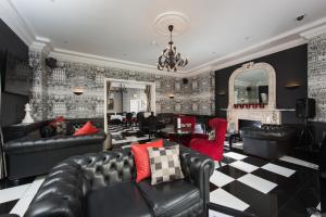 Park International Hotel - Key Points