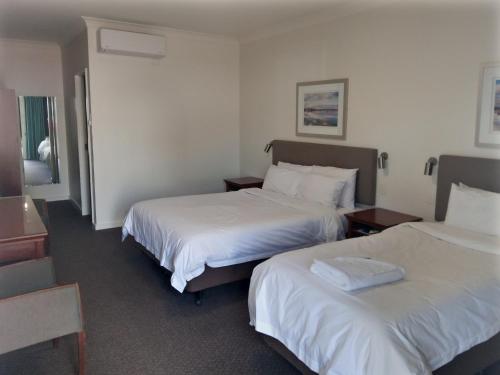 Pastoral Hotel Motel - Key Points