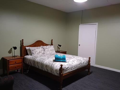 PETERBOROUGH HOTEL - Key Points