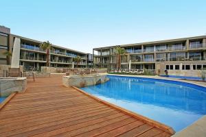 Pool View Hotel Room - Key Points