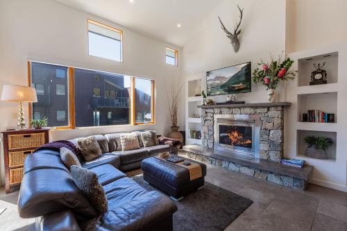 Powder 2B - Thredbo - Key Points