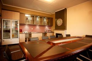 Prince of Wales Hotel, Bunbury - About Your Stay