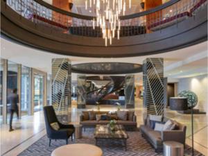 Pullman Melbourne On the Park - Key Points