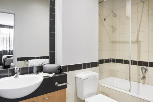 Punthill Apartment Hotel - Flinders Lane - Key Points