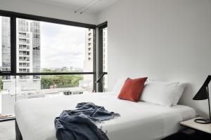 Punthill Apartment Hotel – Manhattan Review - Key Points