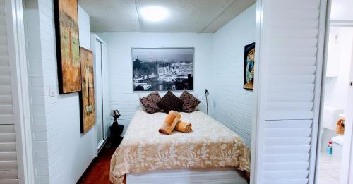 Quaint & Tranquil Subiaco 1 Bedroom Apartment - Key Points